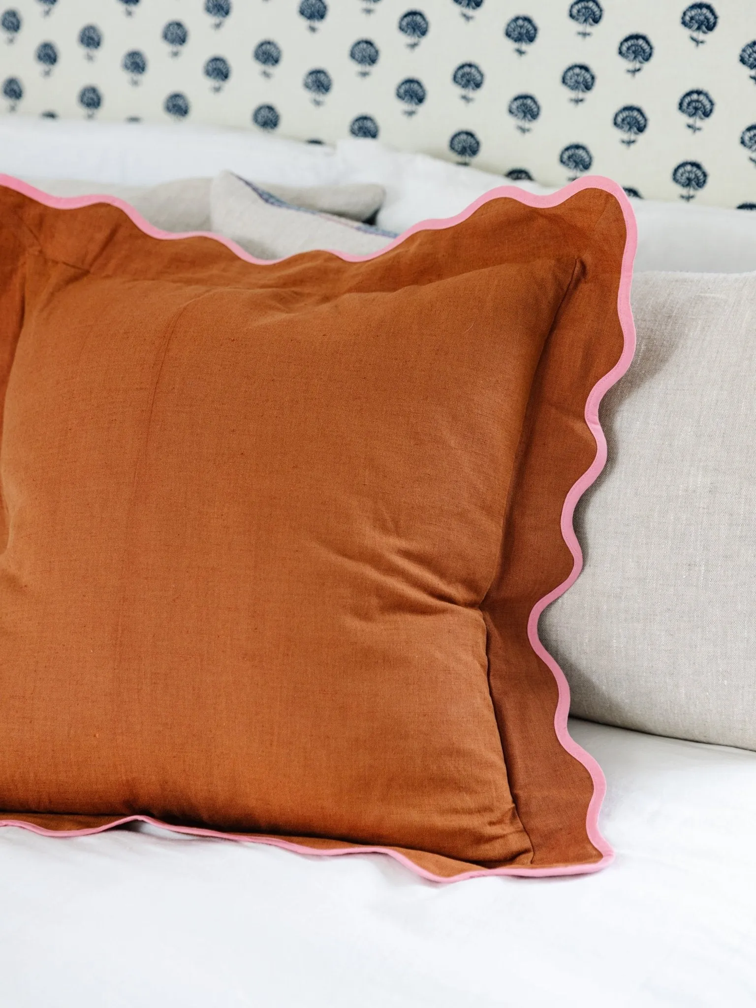 Darcy Linen Pillow | Rust   Light Pink