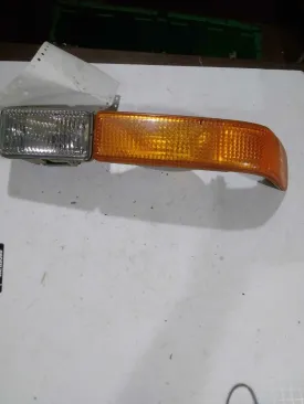 Front Lamp BLAZER S10/JIMMY S15 Left 98 99 00 01 02 03 04 05