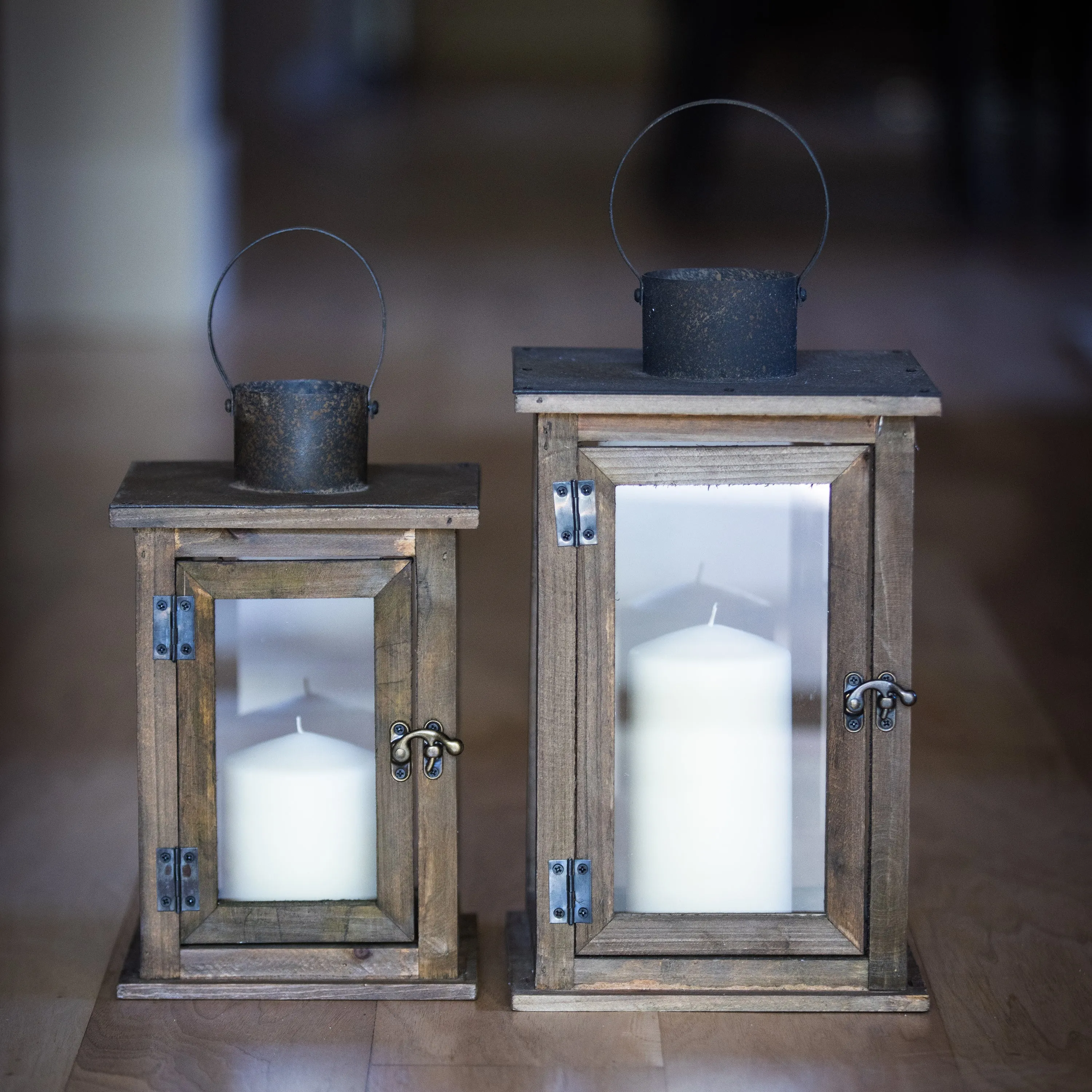 Medium Rustic Wood Lantern - 11 Inch Hurricane Candle Lantern (WS)