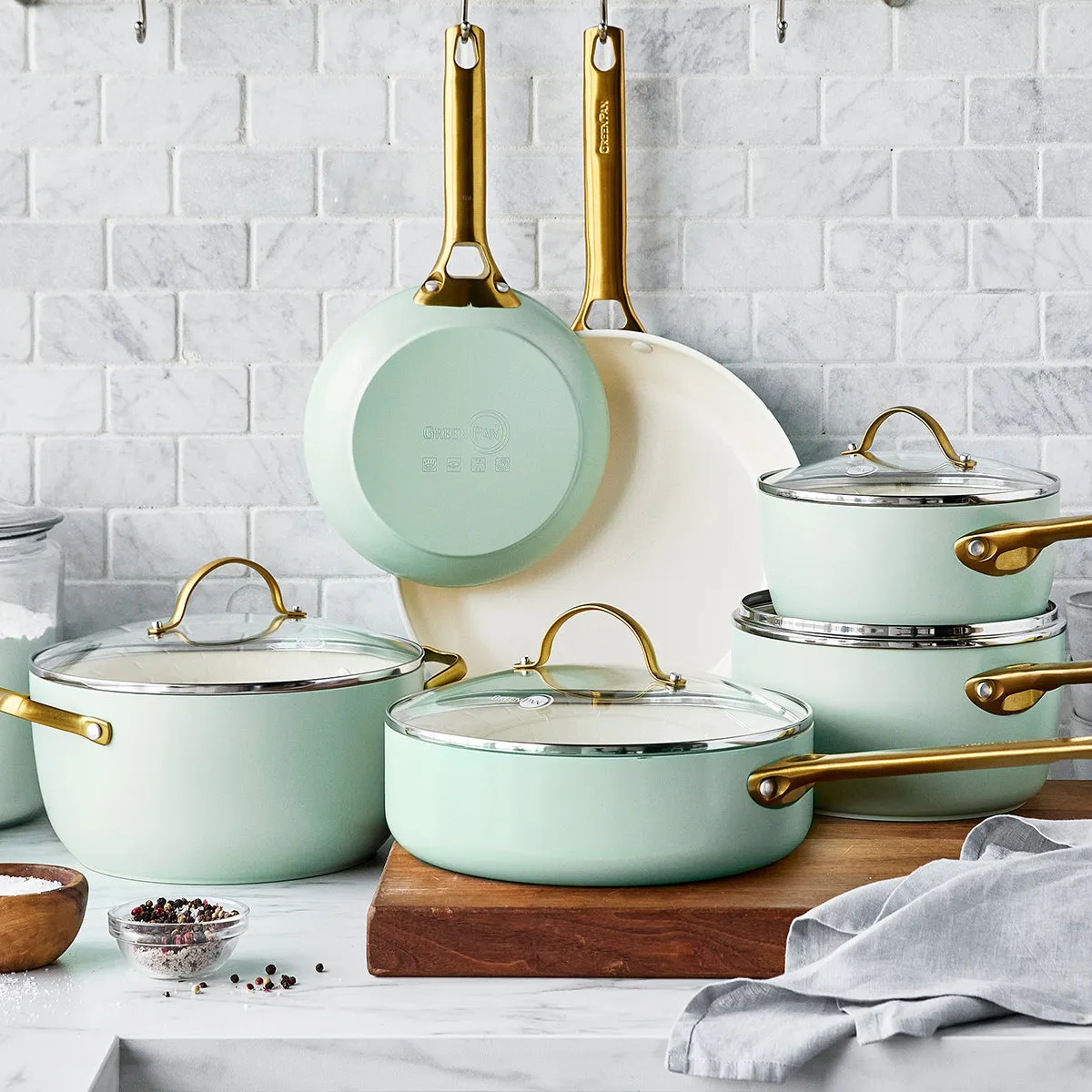 Reserve Ceramic Nonstick 10-Piece Cookware Set | Julep